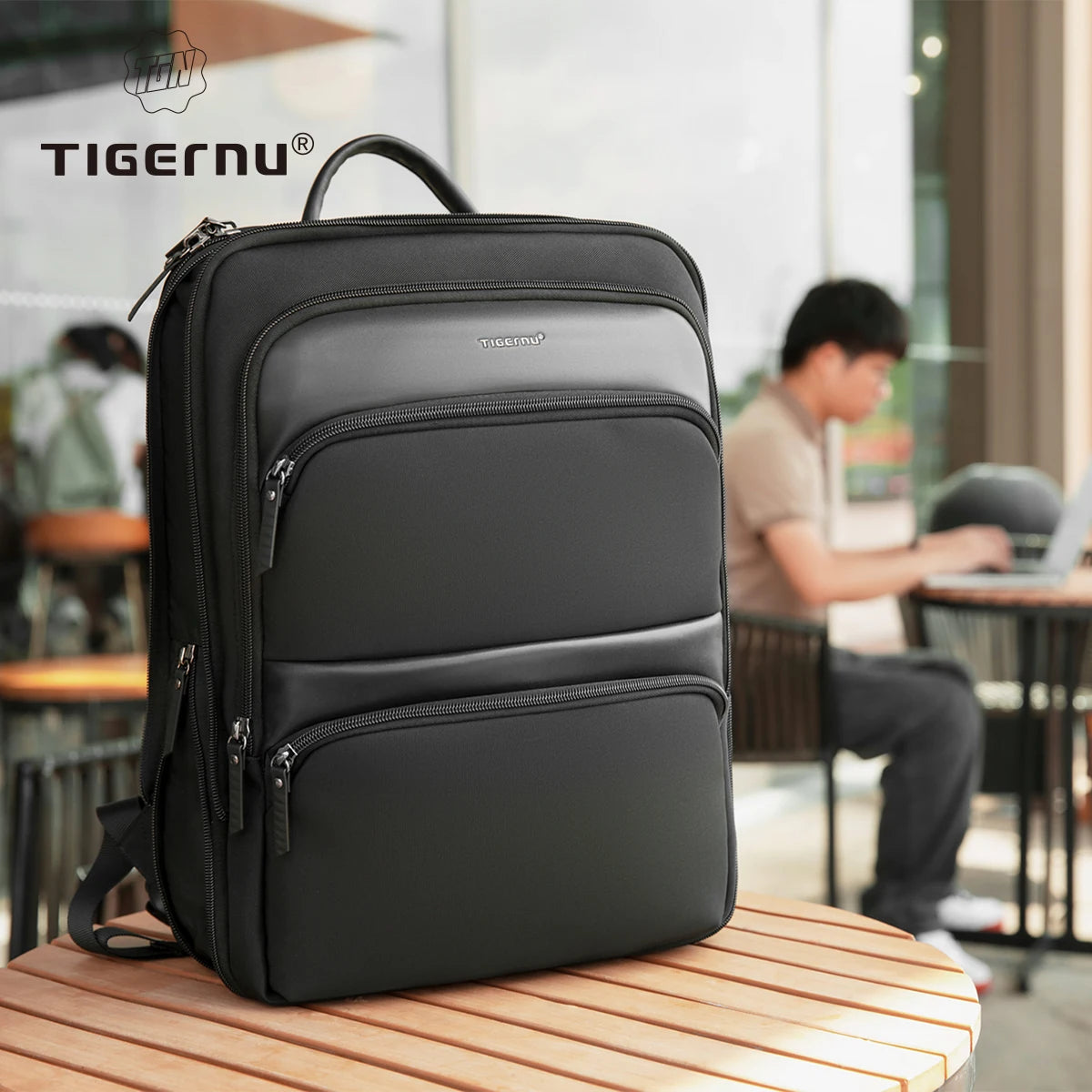 Lifetime Warranty Expandable Men Backpack Thin Travel Back Pack Bag