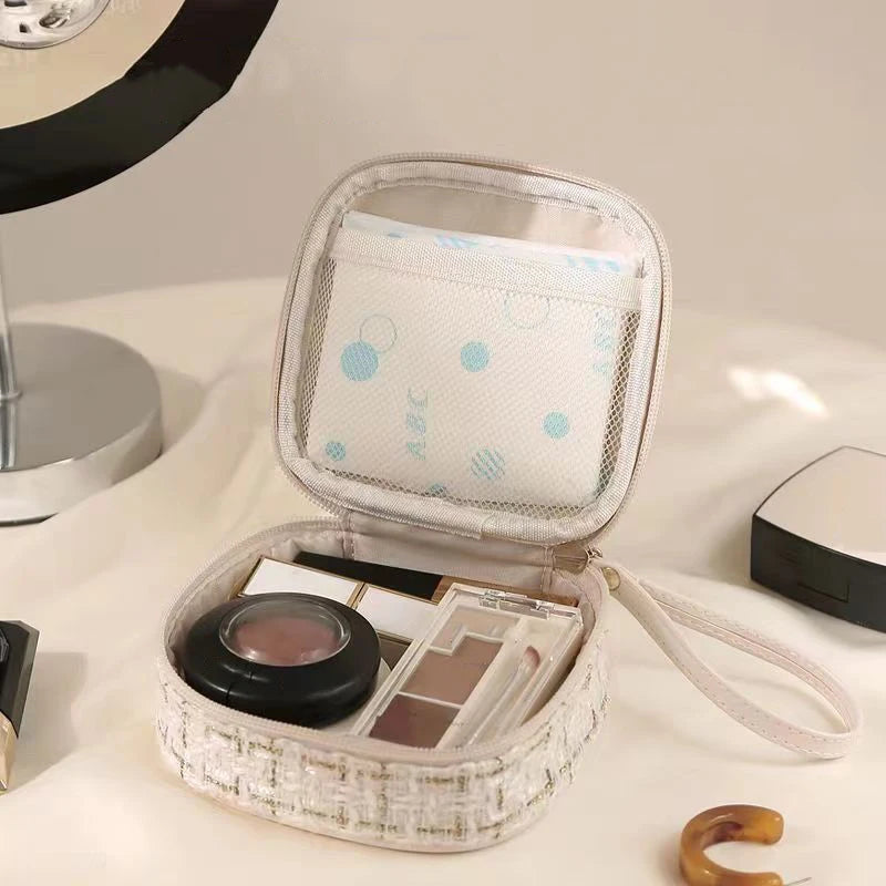 Simple Mini Makeup Storage Bag Ladies Portable Lipstick Key Coin Data