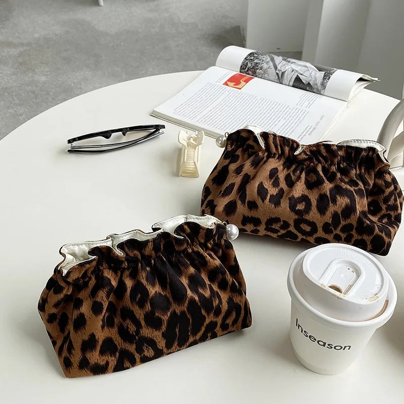 Fashion Women Pearl Zipper Makeup Bag Large Capacity Toiletry Travel