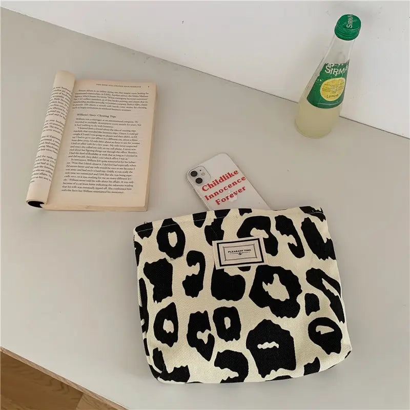 Pink Leopard Print Women Cosmetic Bag Retro Flower Ladies Small Clutch