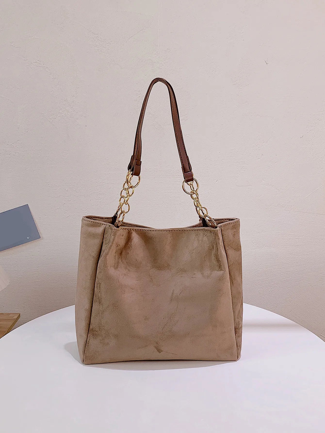Large-Volume Suede Stylish Commuter Tote Bag For Ladies With One