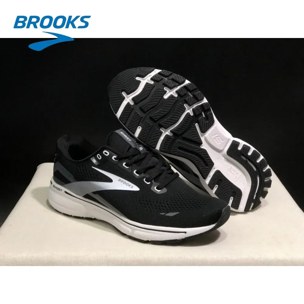 BROOKS Men’s Ghost 15 Ensures A Dynamic Fit and Comfortable Ride for