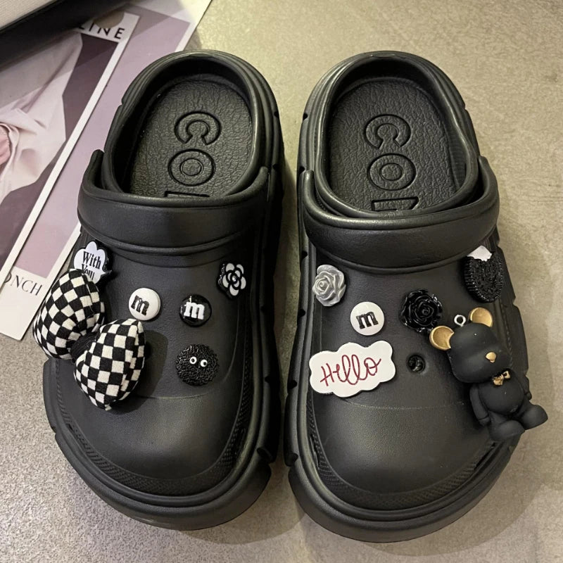 Fashion Charms Sandals 2024 New Clog Shoes Outdoor Women Slippers