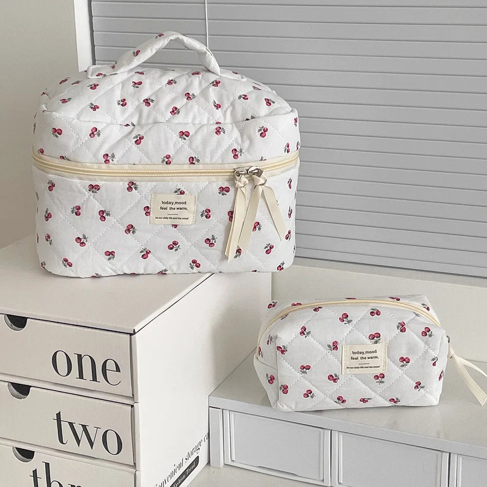 Fashion Cherry Tote Women Makeup Bag Portable Cute Ladies Cosmetic