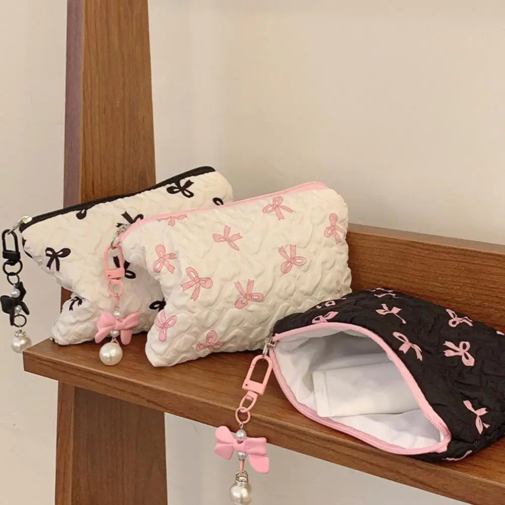 High-end Polyester Makeup Bag for Women Quilted Travel Cosmetic Bag