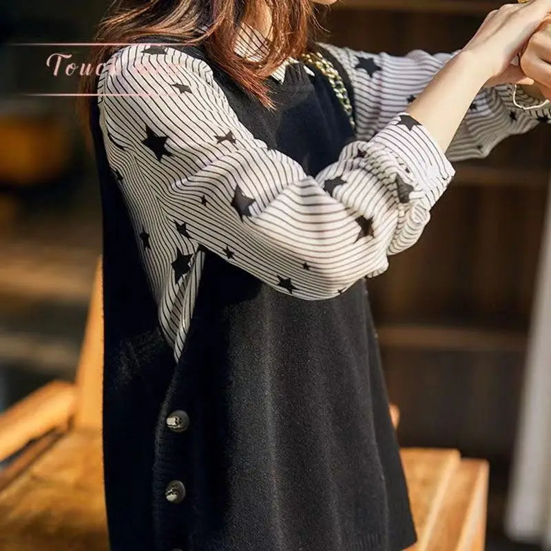 College Style Hem Three Button Sweater Knitted Vest Women Solid O Neck
