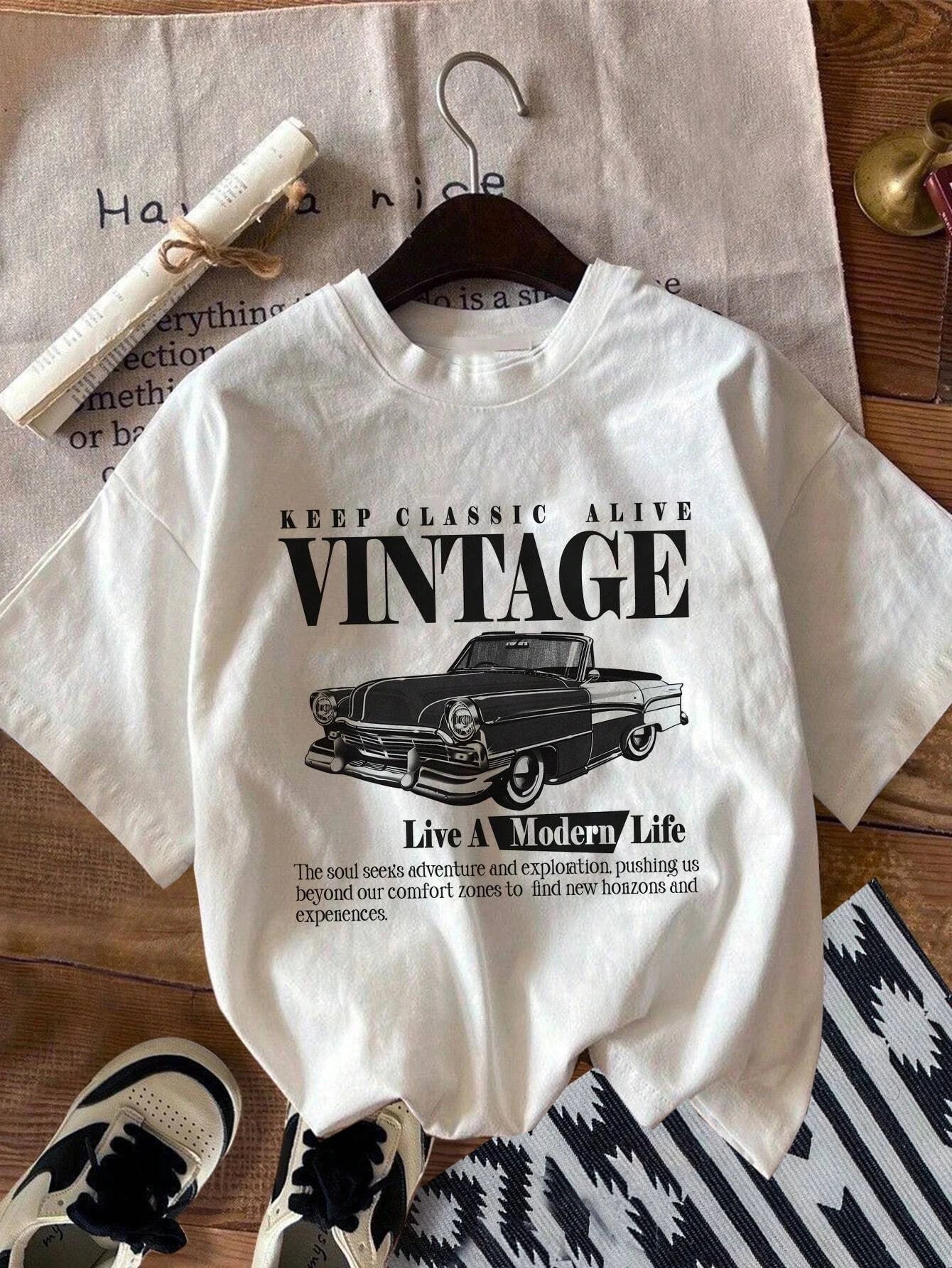 Vintage Car Print Women T-Shirts Street Breathable Comfortable Short