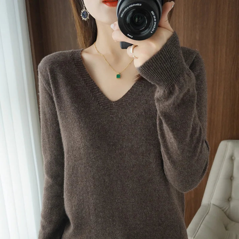 New Cashmere Women's V-neck Pullover Lace Neck Hollow Out Design