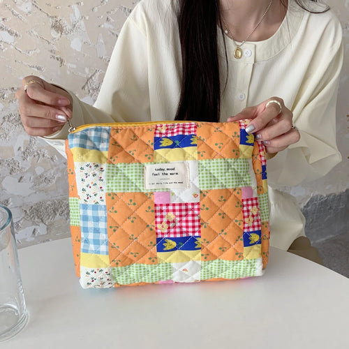 Quilted Cotton Ladies Travel Storage Bag Retro Cherry Women's Cosmetic