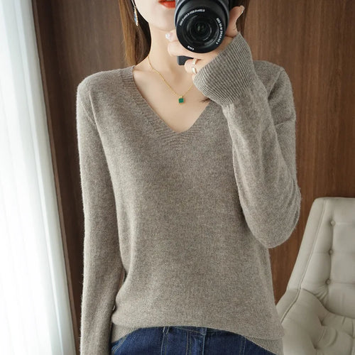 New Cashmere Women's V-neck Pullover Lace Neck Hollow Out Design