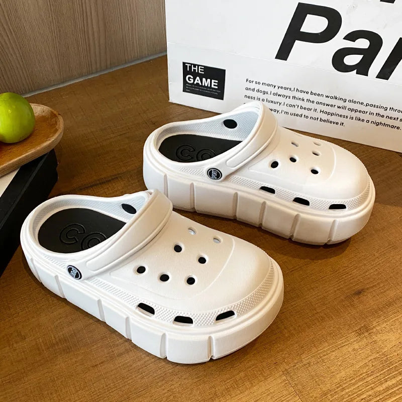 Fashion Charms Sandals 2024 New Clog Shoes Outdoor Women Slippers