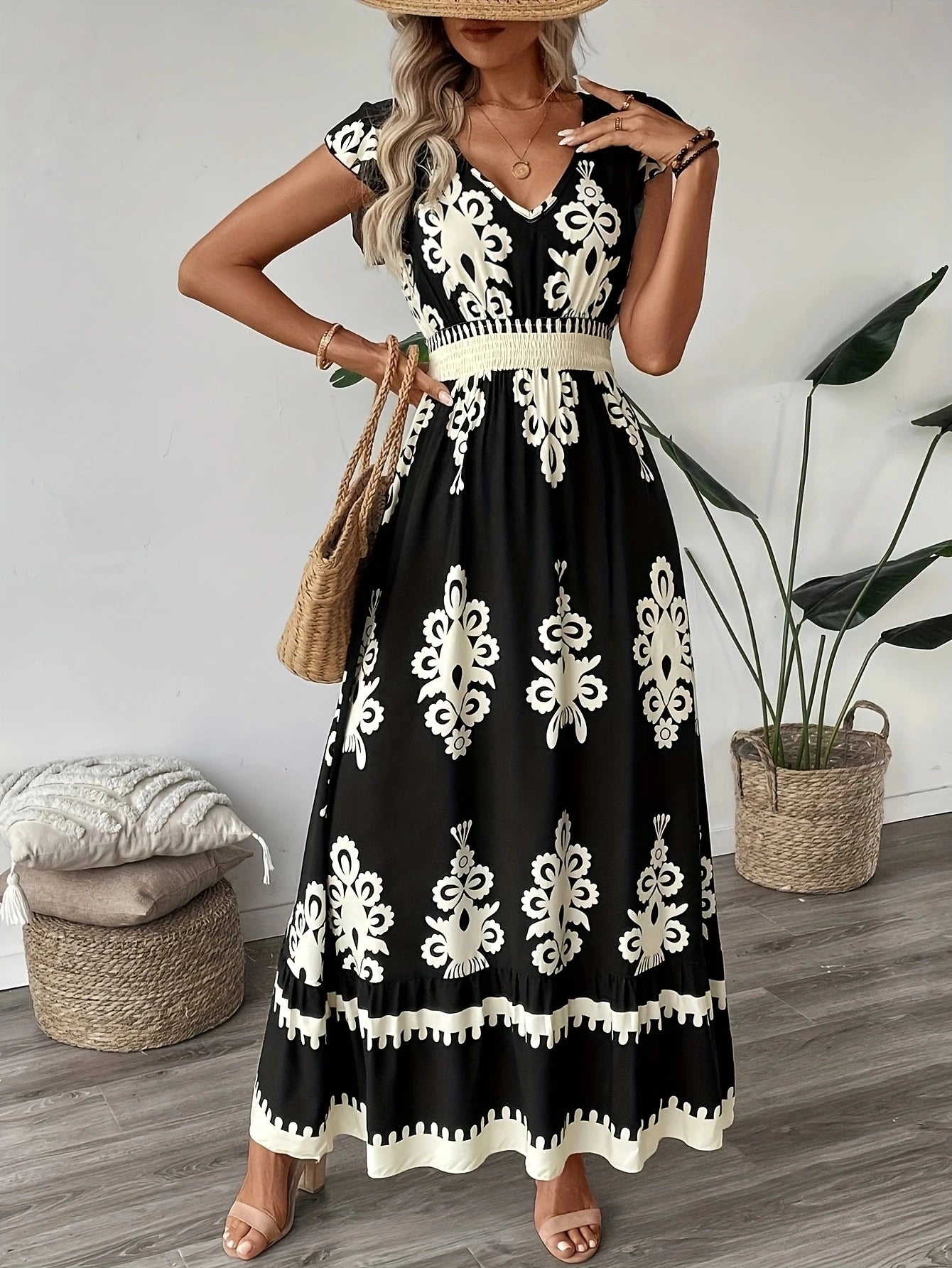 Plus Size Women Elegant V Neck Maxi Dress Geometric Pattern Short