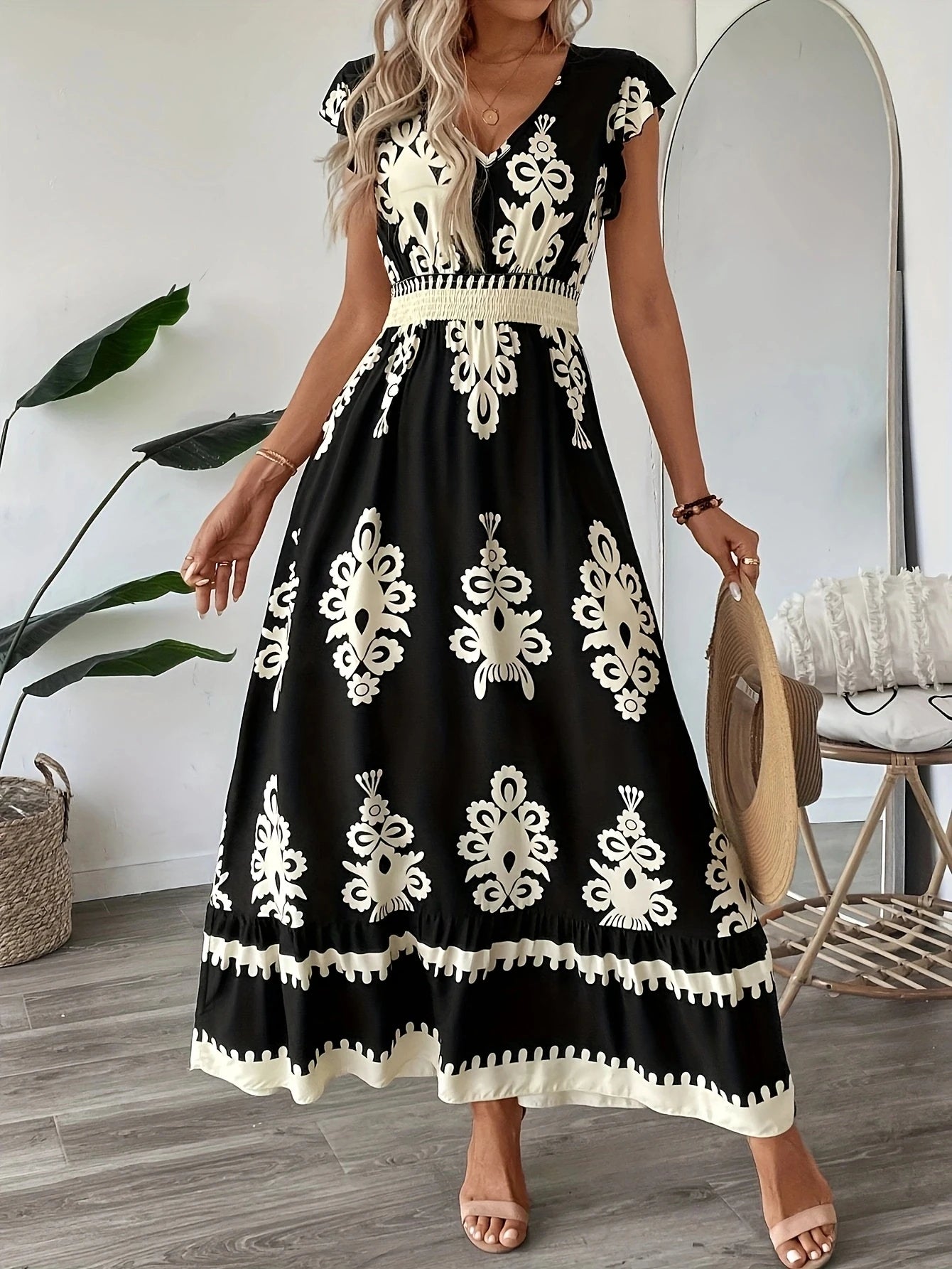 Plus Size Women Elegant V Neck Maxi Dress Geometric Pattern Short