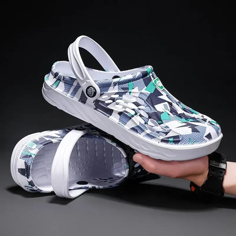 2024 New Fashion Sandals Men Clog Sandals Comfortable Breathable