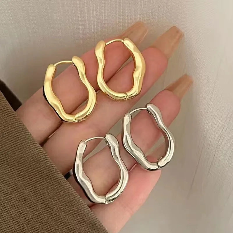 2PC Simple and Fashionable U-shaped Earrings Exquisite Women's Daily