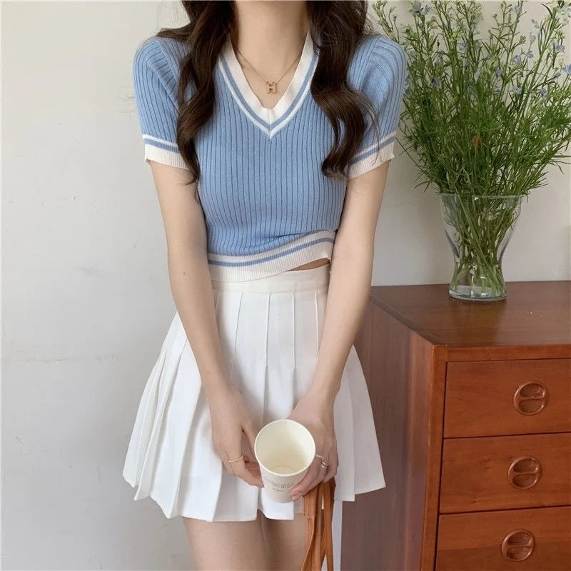 Sexy Versatile V-neck Short Sleeve T-shirt Women Summer Design Fresh