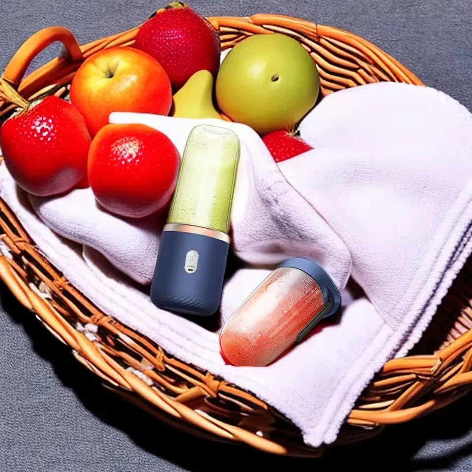 A set of dual cup juicers, multifunctional, suitable for fruits and