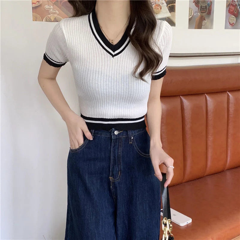 Sexy Versatile V-neck Short Sleeve T-shirt Women Summer Design Fresh