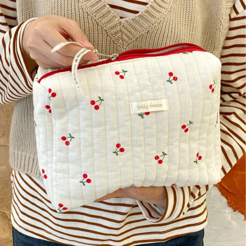 Quilted Cotton Ladies Travel Storage Bag Retro Cherry Women's Cosmetic