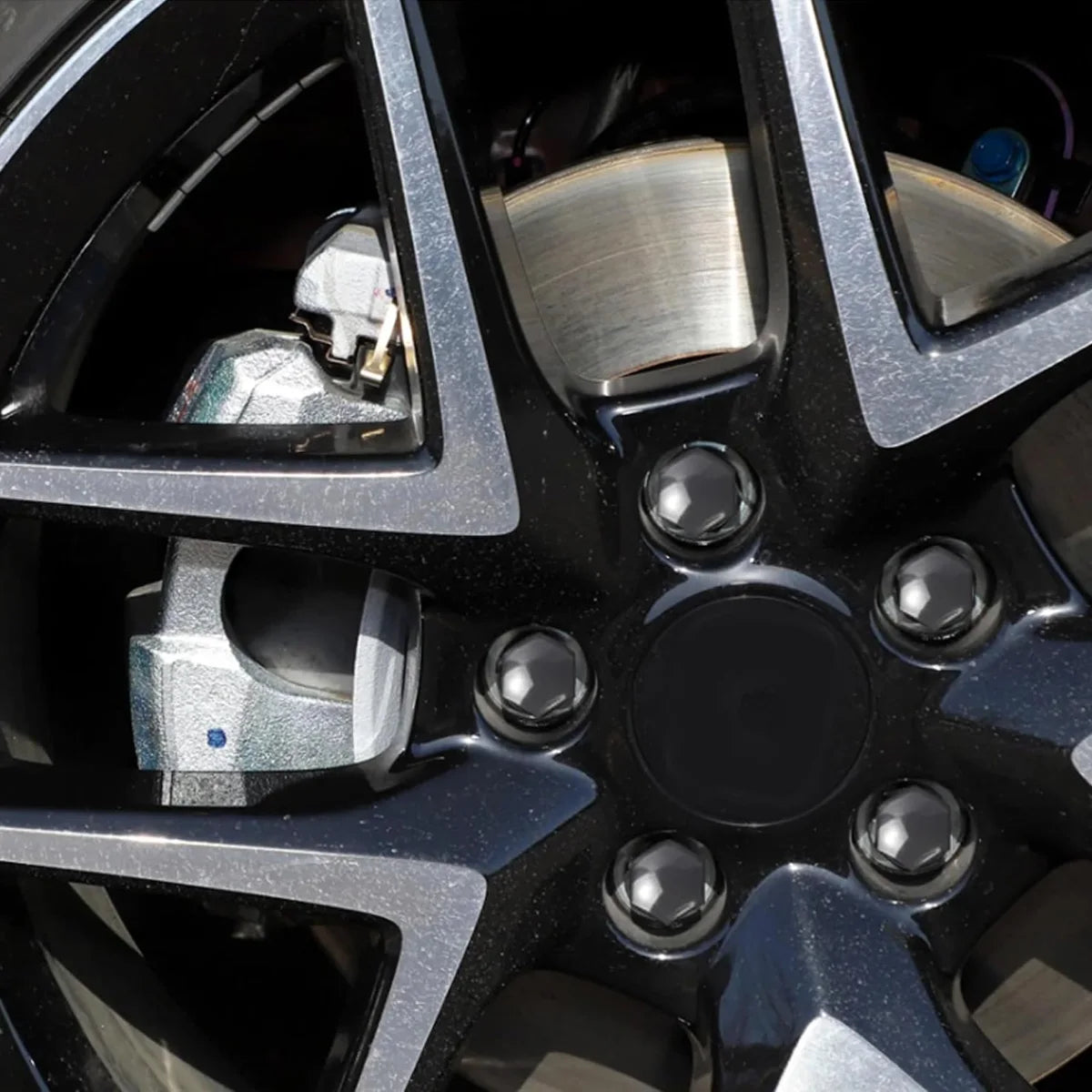 20pcs Automotive Wheel Nut Stud Cover Protective Cover Automotive Tire