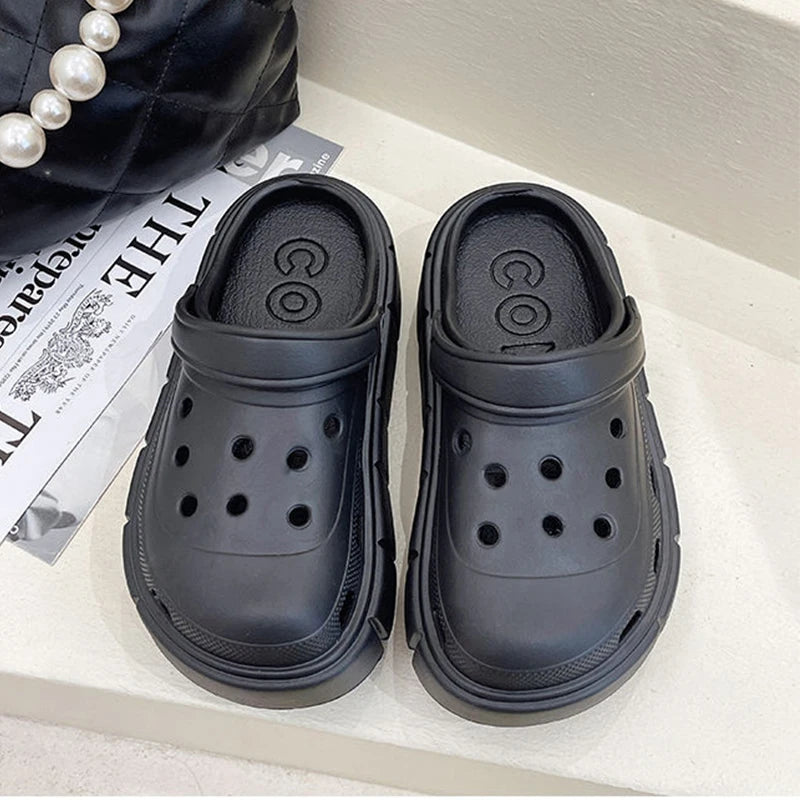 Fashion Charms Sandals 2024 New Clog Shoes Outdoor Women Slippers