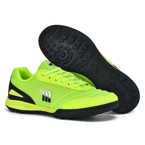 Men‘s Soccer Shoes Low Top Breathable Football Boots Non-Slip Futsal