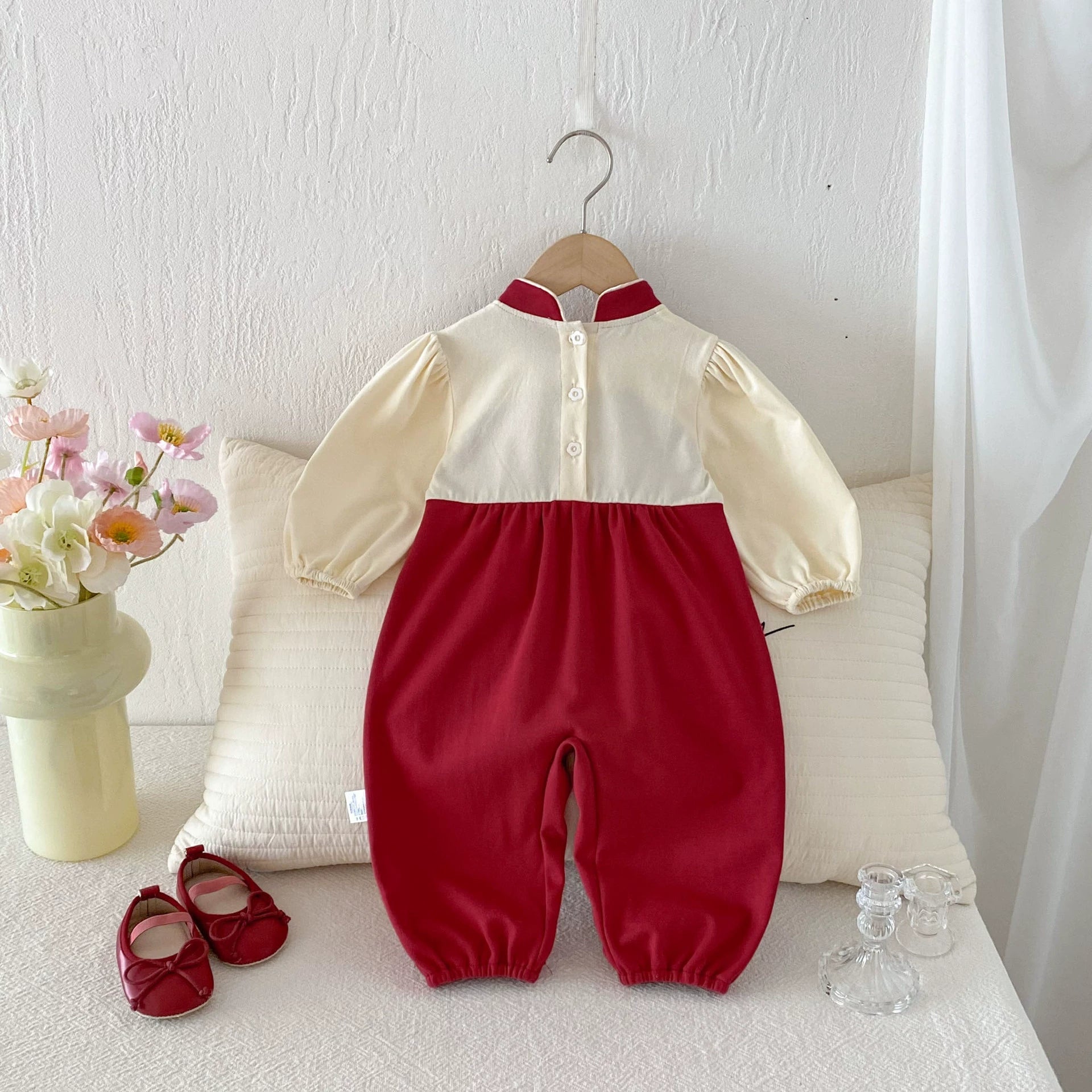 Autumn Arrival Baby Girls Long Sleeves Cartoon and Letters Embroidered